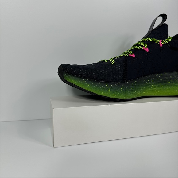 HOVR PHANTOM 3 AMP LIME SURGE MENS RUNNING SHOES SIZE 9.5 INTELLIKNIT GREEN PINK main image 5